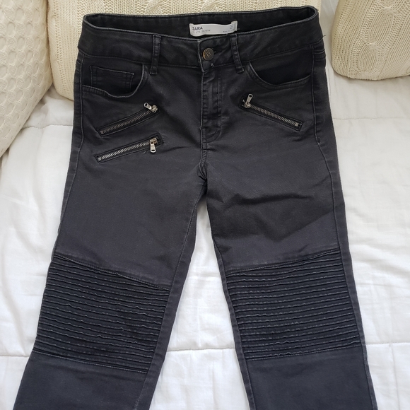 Zara Black Moto Skinny Jeans Zipper Detail